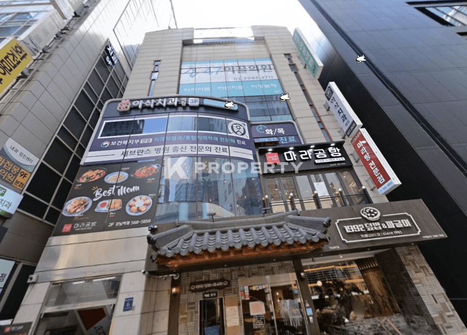 강남역 3번출구 직선거리 50m 초 역세권 일반상업지역