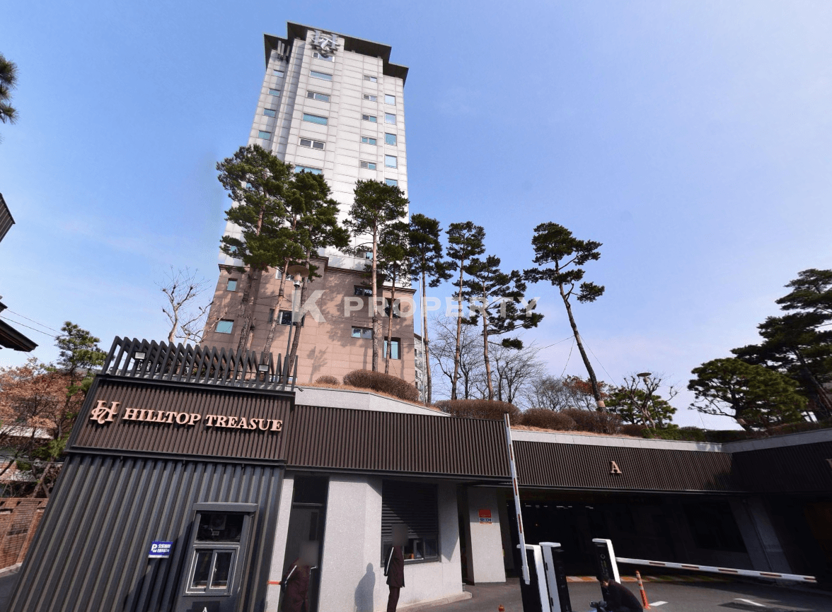 한남동 힐탑트레져 한강뷰와 안정감을 갖춘 세대