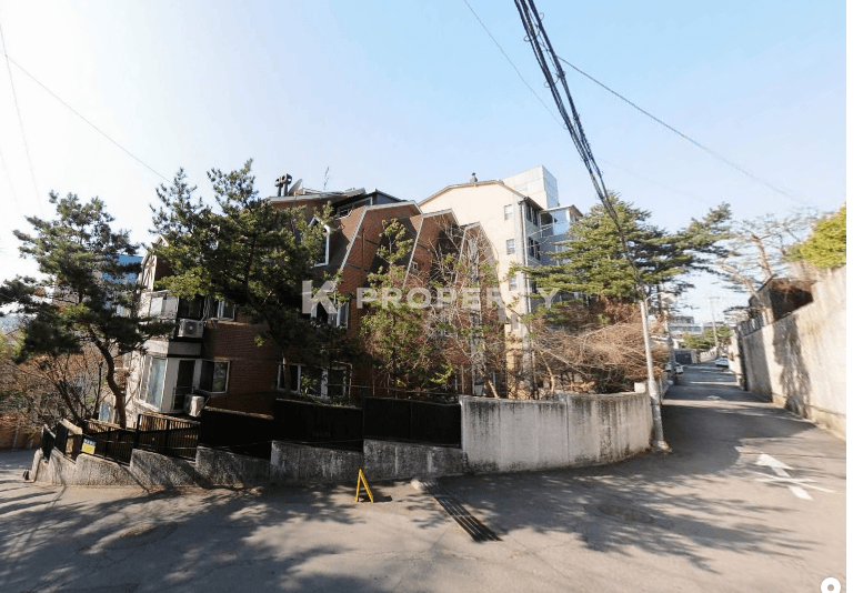 유엔빌리지 초입, 안정적 수요와 희소성을 갖춘 입지