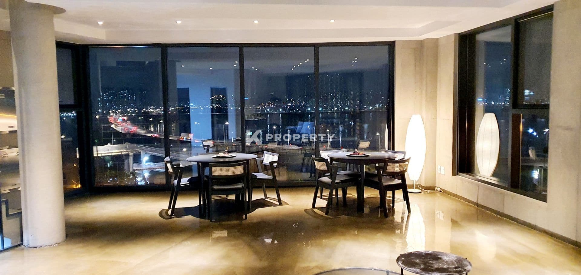 청암동 한강조망 근생건물