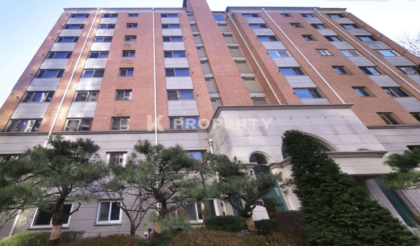 방배동 우면산 주변 조용하고 프라이빗한 단지 매매